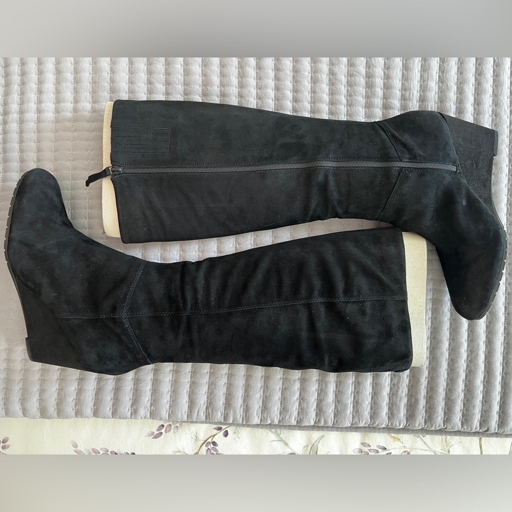 Easy Spirit Black Suede Wedge Heeled Boots